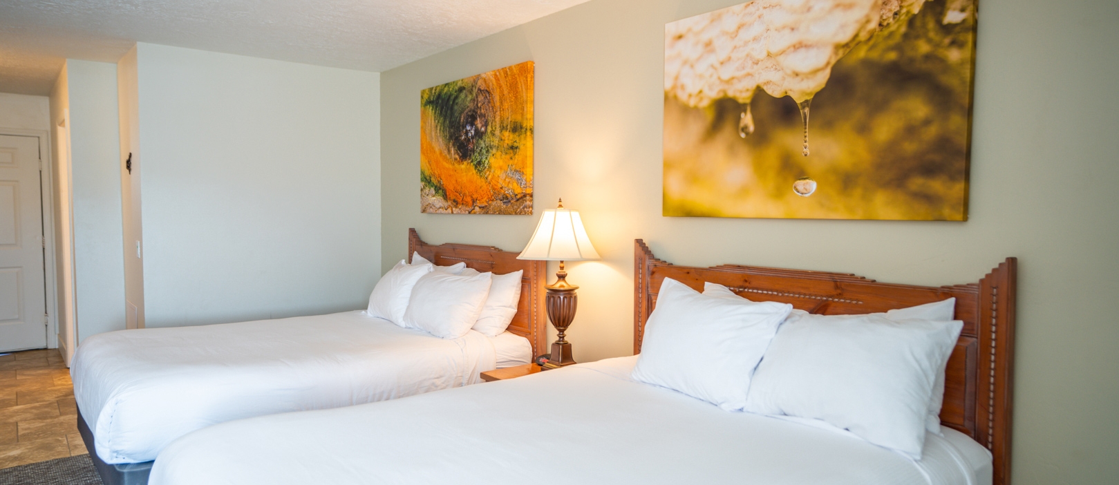 Side view of the twin beds in the Deluxe QQ room