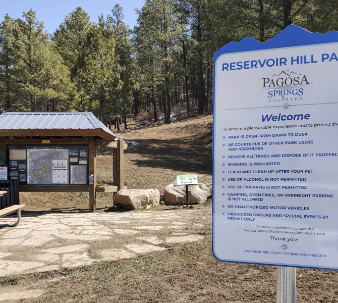 A Signage of Reservoir Hill Pathway on the Entrance