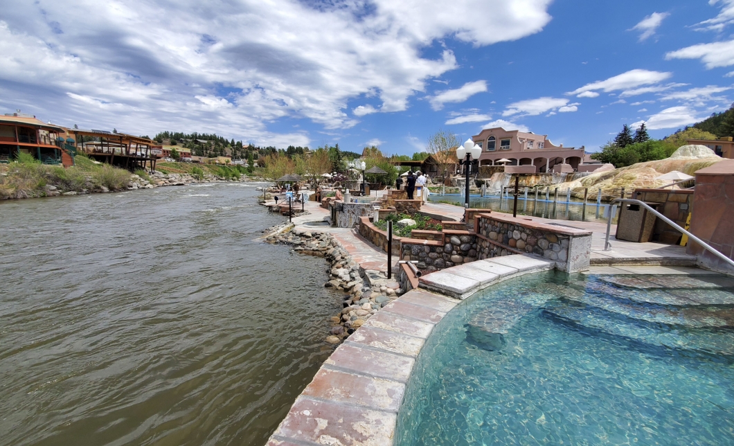 Contrast Bathing at Hot Springs