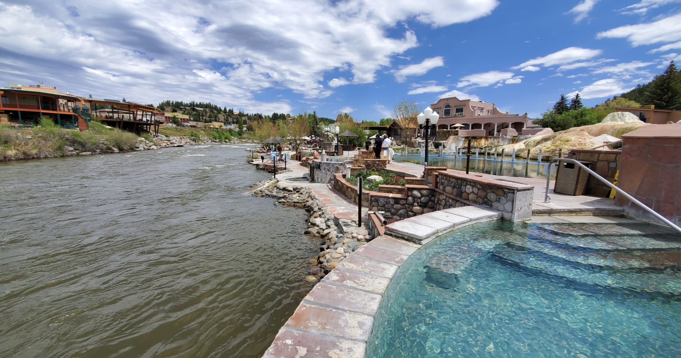 Contrast Bathing at Hot Springs